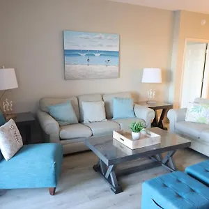 https://laketown-wharf-1233-luxury-condo.panamacity-beachhotels.com